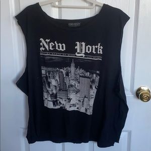 Black New York muscle tee